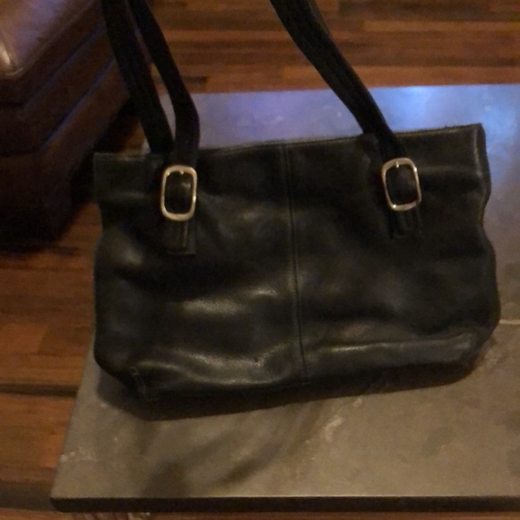 Gorgeous Tignanello Leather Satchel with Wonderful Compartments - Picture 4 of 4